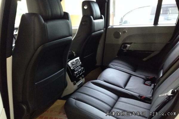 2015款路虎攬勝行政柴油版 港口現(xiàn)車裸利促