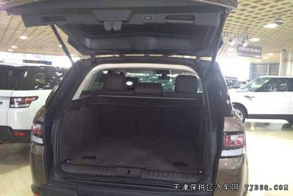 15款路虎攬勝運(yùn)動(dòng)版 現(xiàn)車狂掀底價(jià)購(gòu)車潮
