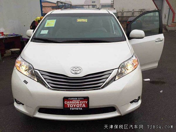 2015款豐田塞納商務車 美規(guī)四驅(qū)標配/頂配現(xiàn)車46萬起