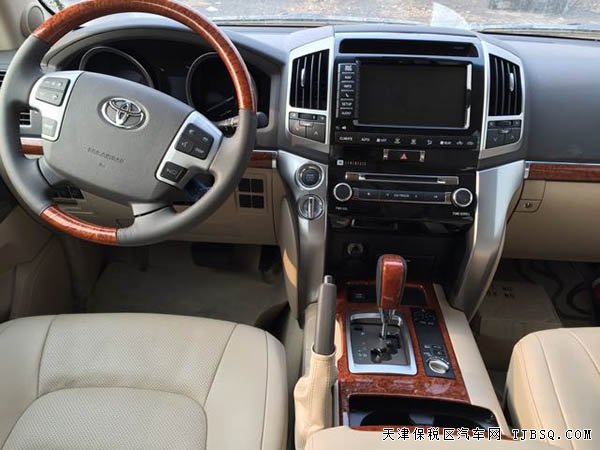 2015款豐田酷路澤5700中東版 頂配現(xiàn)車125萬(wàn)優(yōu)惠購(gòu)