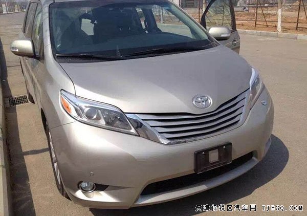 2015款豐田塞納3.5L兩驅(qū) 五一現(xiàn)車重磅特惠