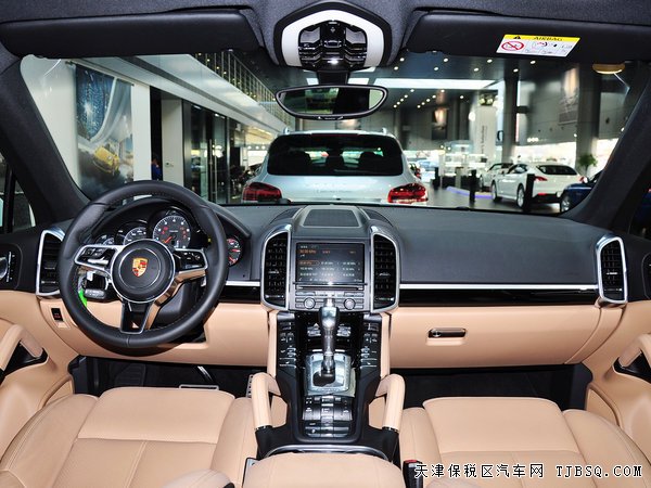 2015款保時(shí)捷卡宴 天津自貿(mào)區(qū)現(xiàn)車盡享低價(jià)