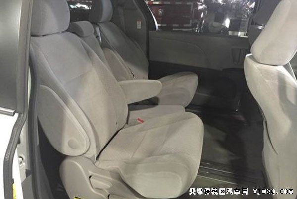 15款豐田塞納商務(wù)車(chē) 港口現(xiàn)車(chē)周末狂熱特惠