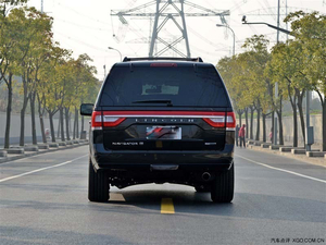 2015款林肯領(lǐng)航員 天津自貿(mào)區(qū)現(xiàn)車(chē)盡享折扣