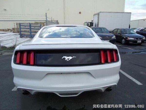 2015款福特野馬超值火力全開 2.3T跑車優(yōu)惠購