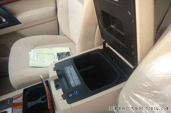 2015款豐田酷路澤4000 中東版現(xiàn)車震撼低價(jià)甩