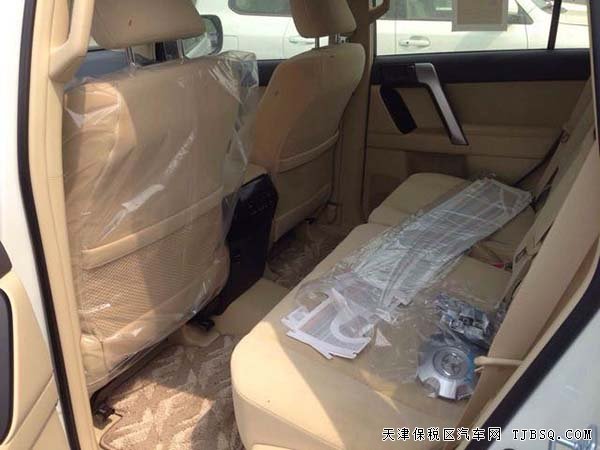 2015款豐田霸道4000中東版 天窗/冰箱現(xiàn)車50.5萬(wàn)特賣