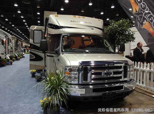 新福特E450重量級房車 現(xiàn)車遠(yuǎn)足旅行移動宮殿
