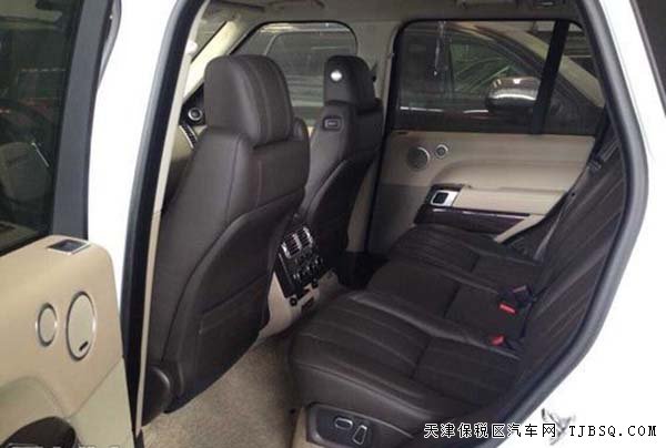新款路虎攬勝3.0T行政版 經(jīng)銷商現(xiàn)車優(yōu)惠呈現(xiàn)