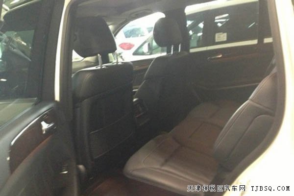 2015款奔馳GL450美規(guī)版 天津港現(xiàn)車廉價(jià)大促銷