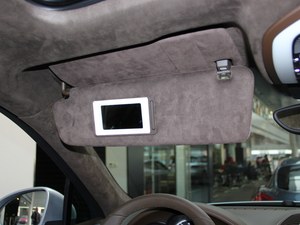2015款保時捷卡宴中規(guī)版報價 天津現(xiàn)車優(yōu)惠購