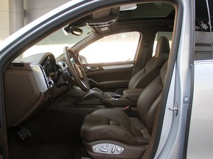 2015款保時捷卡宴中規(guī)版報價 天津現(xiàn)車優(yōu)惠購