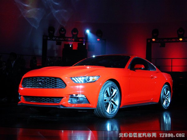 2015款福特野馬2.3T美規(guī)版 多色現(xiàn)車(chē)36萬(wàn)優(yōu)惠巨獻(xiàn)