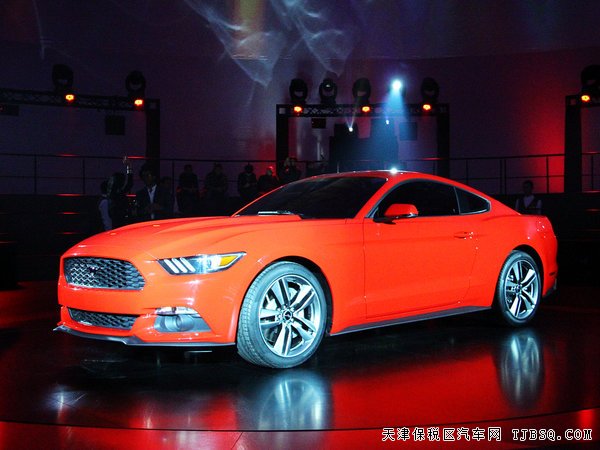 2015款福特野馬2.3T美規(guī)跑車 平行進口車36萬優(yōu)惠購