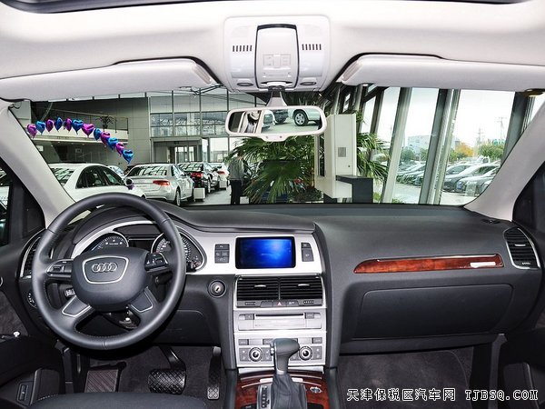 2015款奧迪Q7美規(guī)版 全景/七座/國5現(xiàn)車61萬起