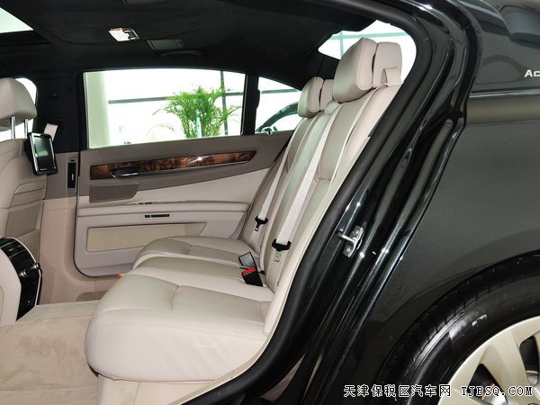寶馬740Li優(yōu)惠過萬 現(xiàn)車心血奢華力作7系傳奇