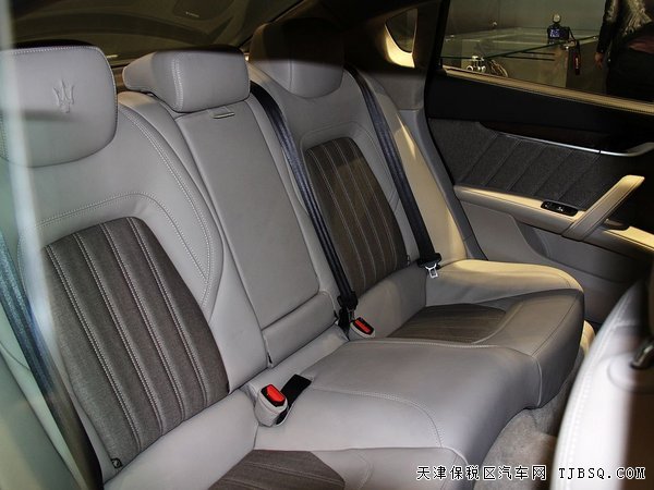 2015款瑪莎拉蒂總裁 現(xiàn)車優(yōu)惠爆棚新車低價(jià)開搶