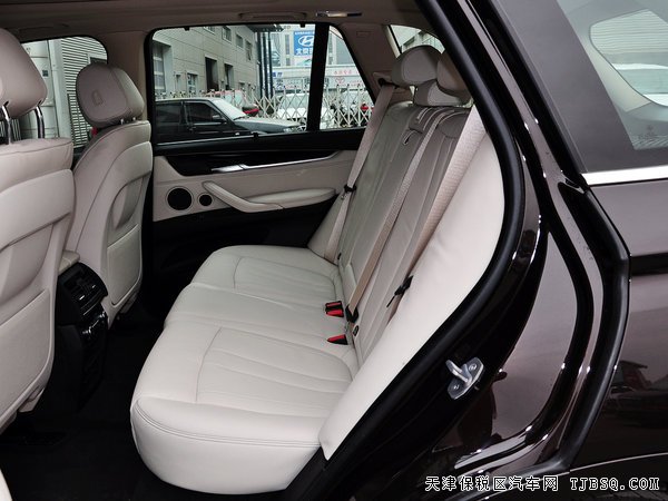 新款寶馬X5美規(guī)版現(xiàn)車 天津進(jìn)口X5低價(jià)新體驗(yàn)