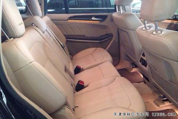 奔馳GL350/GL450美規(guī)版 2015款現(xiàn)車(chē)讓利酬賓