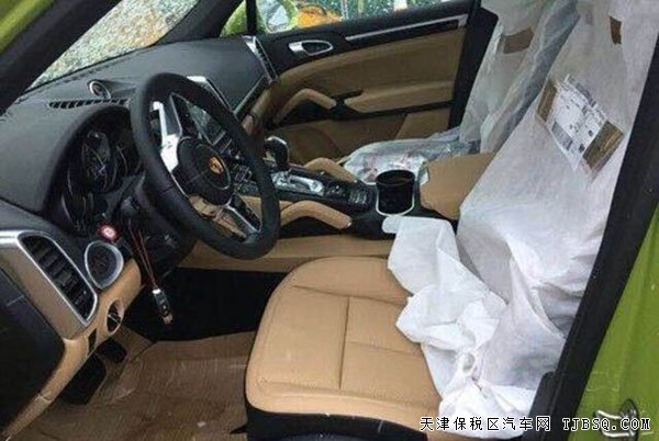 2015款保時(shí)捷卡宴美規(guī)版 天津現(xiàn)車(chē)瘋狂促銷(xiāo)