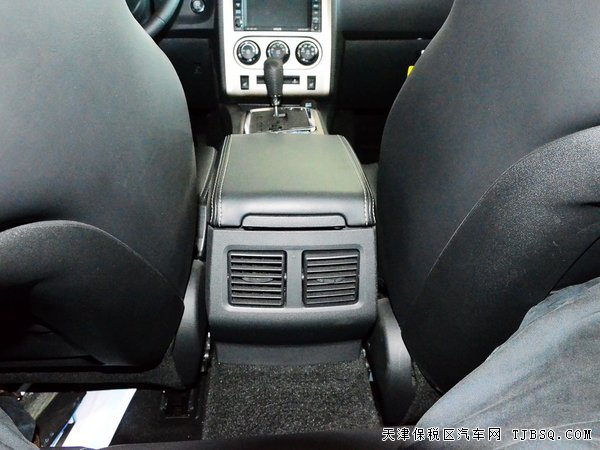 2015款道奇挑戰(zhàn)者跑車 平行進口現(xiàn)車特惠熱賣