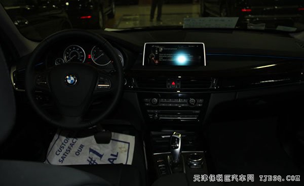 2015款寶馬X5港口現(xiàn)車到店 野越王速降無極限