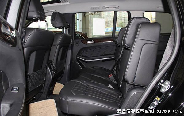 新款奔馳GL350自貿(mào)區(qū)現(xiàn)車到店 越野魅惑降價(jià)季