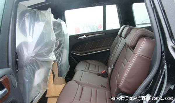 2015款美規(guī)版奔馳GL63AMG 自貿(mào)區(qū)現(xiàn)車優(yōu)惠熱銷