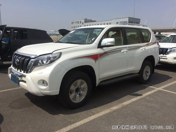2015款豐田普拉多2700中東版 9氣囊/冰箱現(xiàn)車37.7萬(wàn)起