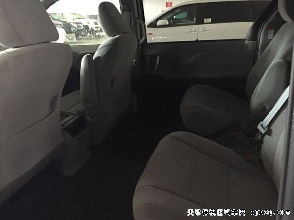 2015款豐田塞納3.5L兩驅(qū)運(yùn)動版 自貿(mào)區(qū)現(xiàn)車51萬特惠