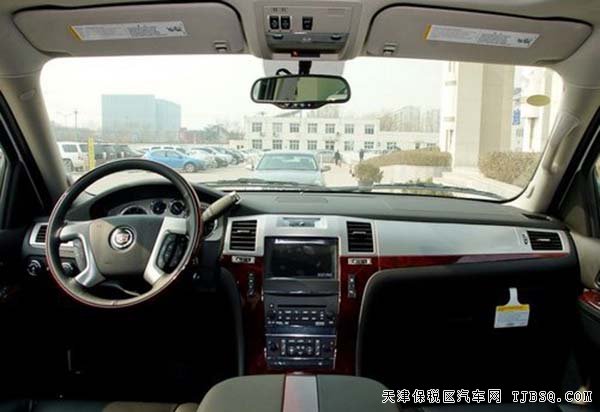 2015款凱迪拉克凱雷德 平行進(jìn)口全尺寸越野現(xiàn)車(chē)