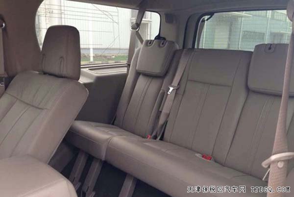 2015款林肯領(lǐng)航員3.5T 平行進(jìn)口車現(xiàn)車優(yōu)惠購