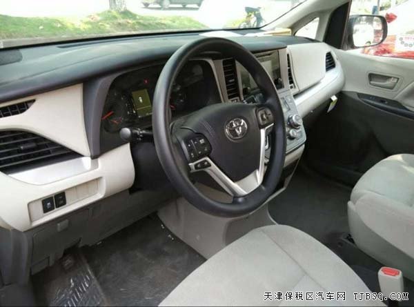 2015款豐田塞納3.5L商務(wù)MPV 兩驅(qū)版現(xiàn)車37.5萬(wàn)聚劃算