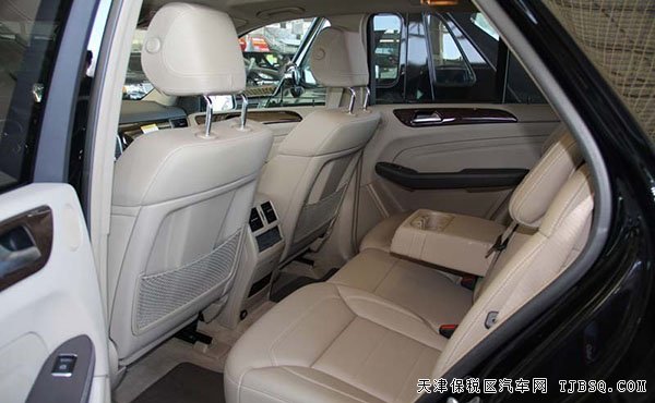 進口奔馳ML350爆降 天津港現(xiàn)車頂級SUV預購從速