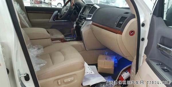 2015款豐田酷路澤4600 中東現車暑期酬賓爆降