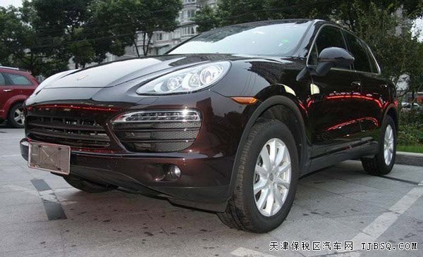 2015款保時(shí)捷卡宴美規(guī)版 運(yùn)動(dòng)越野現(xiàn)車優(yōu)惠呈現(xiàn)