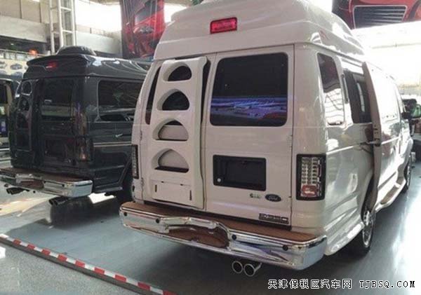 新款福特E350美規(guī)版房車(chē) 天津自貿(mào)區(qū)現(xiàn)車(chē)報(bào)價(jià)
