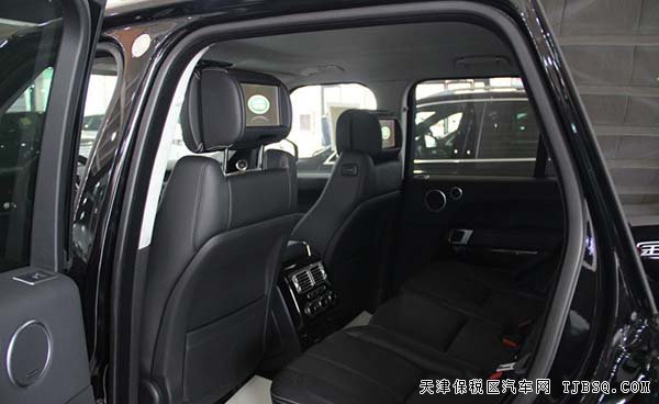 2015款路虎攬勝行政版 現(xiàn)車特價(jià)現(xiàn)車到港熱銷中