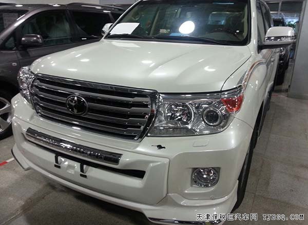 2015款豐田酷路澤5700 5.7越野現(xiàn)車促銷低價賣
