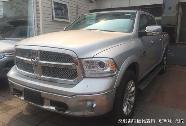 2014款道奇公羊5.7L長(zhǎng)角號(hào) 差速鎖/20輪現(xiàn)車50萬優(yōu)購