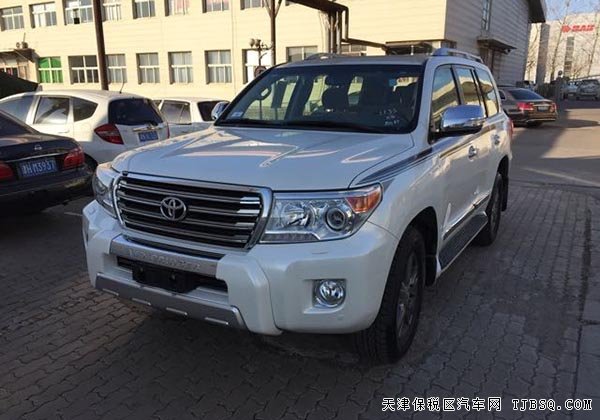 2015款豐田酷路澤4600 中東版陸巡4.6L V8現(xiàn)車76.5萬起