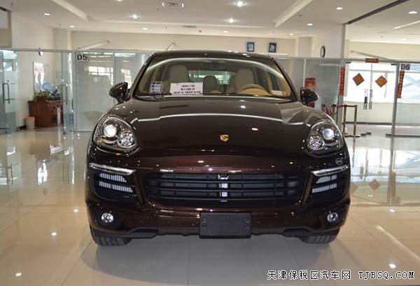 2015款保時(shí)捷卡宴 月末現(xiàn)車盛惠開啟風(fēng)采卓越