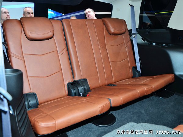 2015款凱迪拉克凱雷德6.2L 全尺寸現(xiàn)車優(yōu)惠