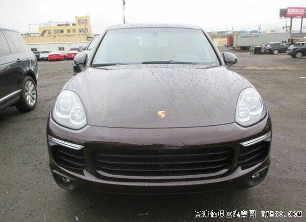 2016款保時(shí)捷卡宴3.6L汽油版 自貿(mào)區(qū)現(xiàn)車93萬