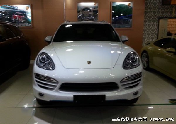 保時(shí)捷卡宴3.0T柴油版越野 2015款現(xiàn)車優(yōu)惠購(gòu)