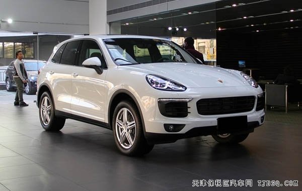 全新保時(shí)捷卡宴柴油版 3.0T現(xiàn)車公路操控王者