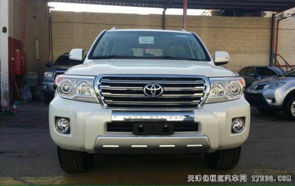 2015款豐田酷路澤4600中東版 4.6L紀念版現(xiàn)車79萬