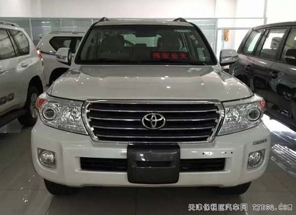 2015款豐田酷路澤4000 中東版現(xiàn)車低價(jià)來襲