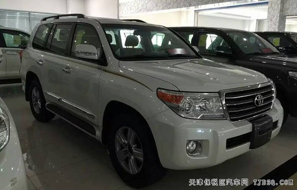 2015款豐田酷路澤4000 中東版現(xiàn)車低價(jià)來襲