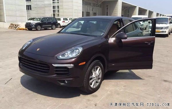 2016款保時(shí)捷卡宴汽油版城市越野 3.6L現(xiàn)車93萬可分期